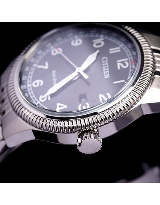 Citizen Orologio analogico da uomo Eco-Drive con cinturino in acciaio inox